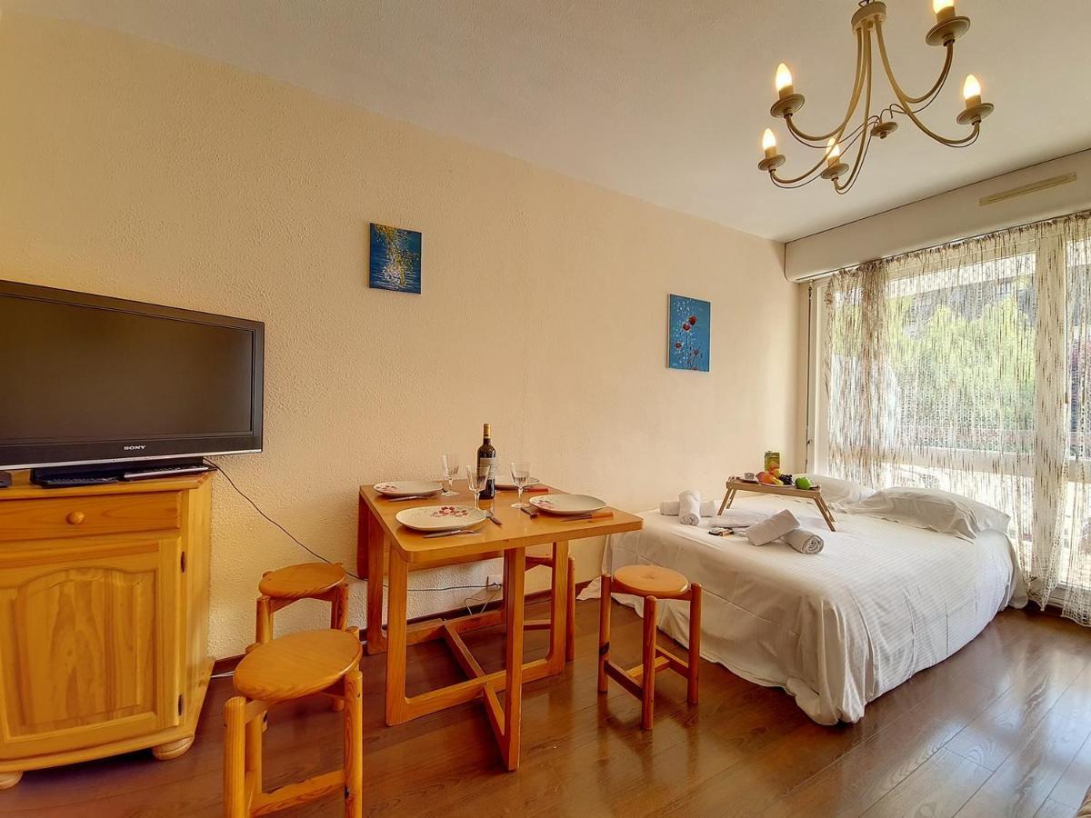 Le Caravelle Smb Houlgate Улгат Екстериор снимка